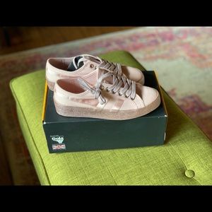 Gola Sneakers Women’s Size 5, Eur 36, UK 3